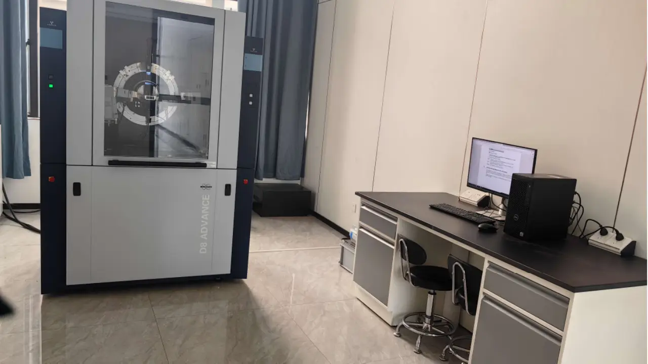 Difractómetro de rayos X Bruker D8 Advance
